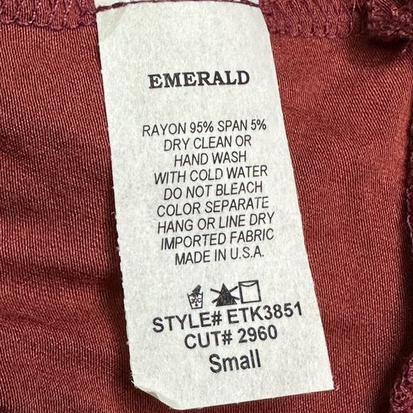 New Women's‎ Burgundy Ruffle and Lace Long Sleeve Blouse Top Small - Picture 5 of 5